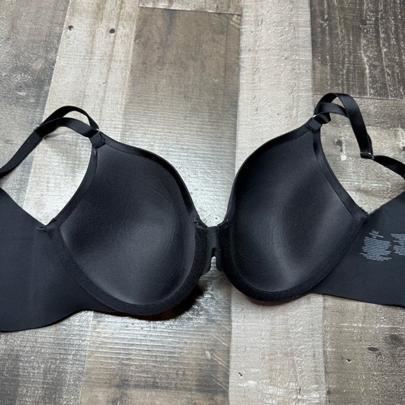 Soma Black Vanishing Back Full Coverage Bra with Seamless Design 32DD - Picture 4 of 9